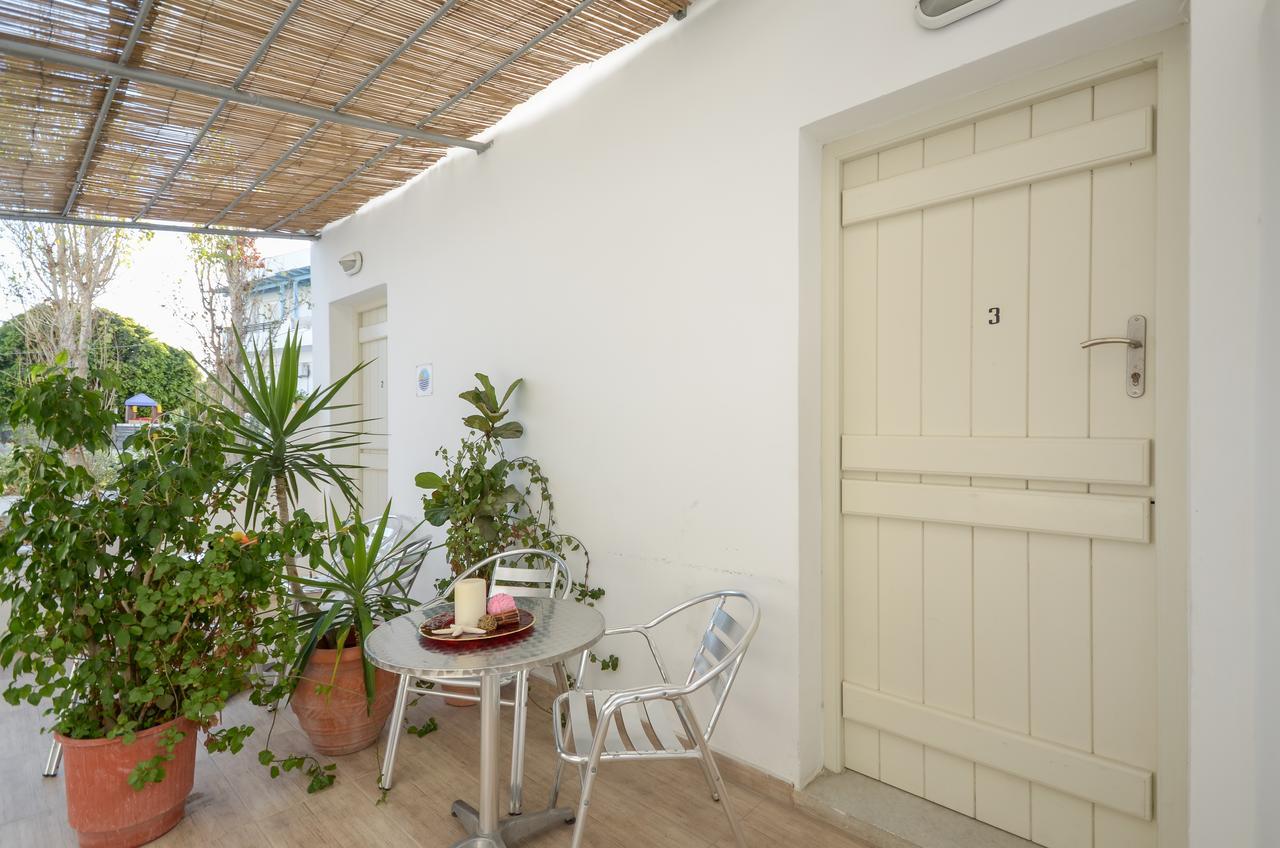 Depis Suites Naxos City Ngoại thất bức ảnh